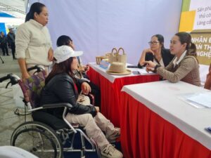 Các chính sách của Nhà nước trong việc tạo việc làm cho người khuyết tật