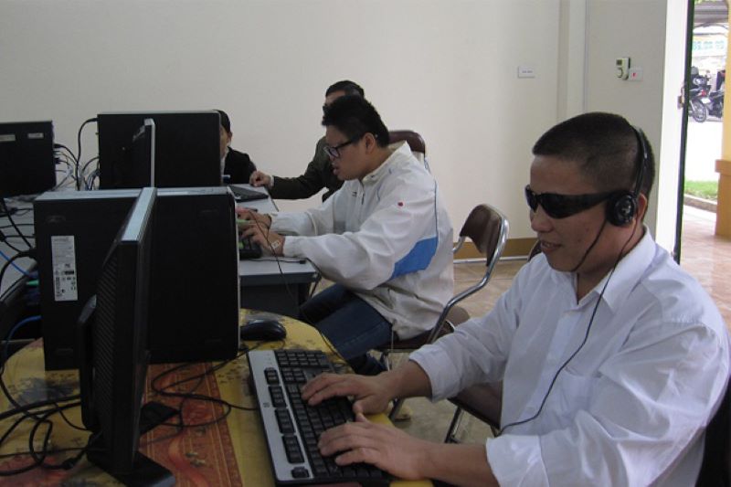 Các ngành nghề phù hợp với người khiếm thị