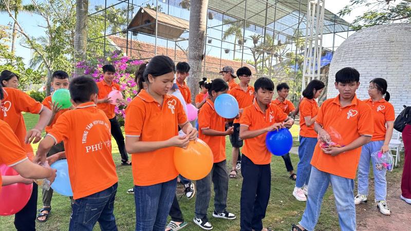 Hỗ trợ người khuyết tật về tinh thần và xã hội